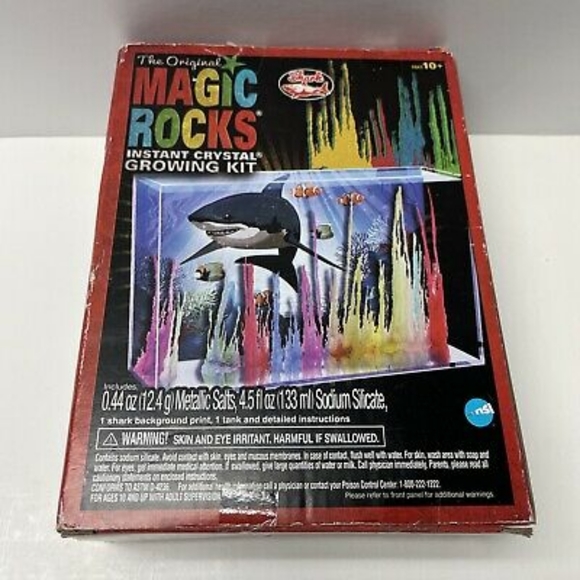 Magic Rocks Crystal Growing Kit - Shark - Picture 4 of 4